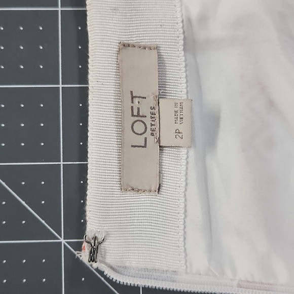 LOFT Striped Short Pencil Skirt Womens Lined Boho Print Autumn Fall Size 2P - Picture 6 of 8